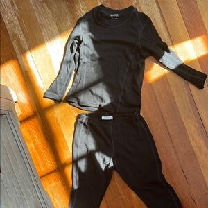 Black Thermal Set. Size 2T